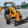 JCB TM220