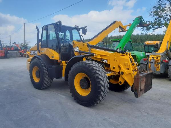 JCB TM420