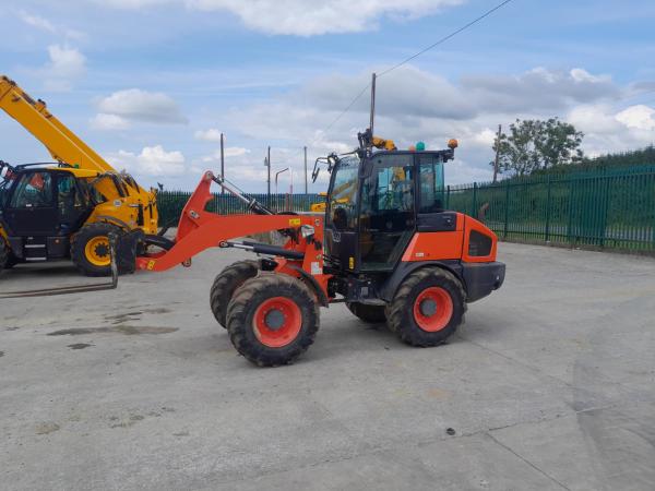 Kubota R085