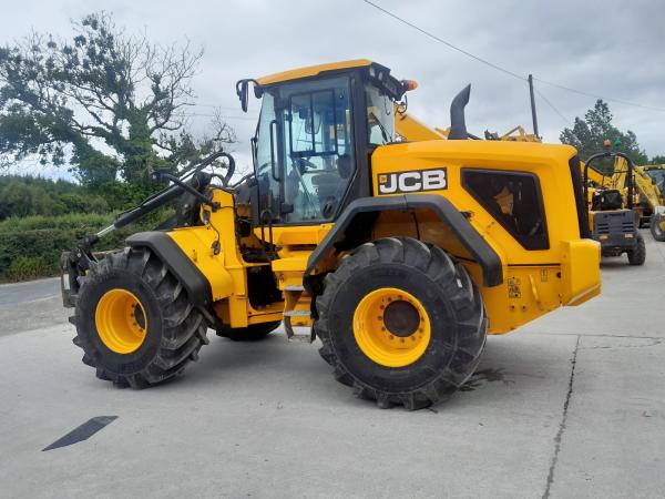 JCB 427